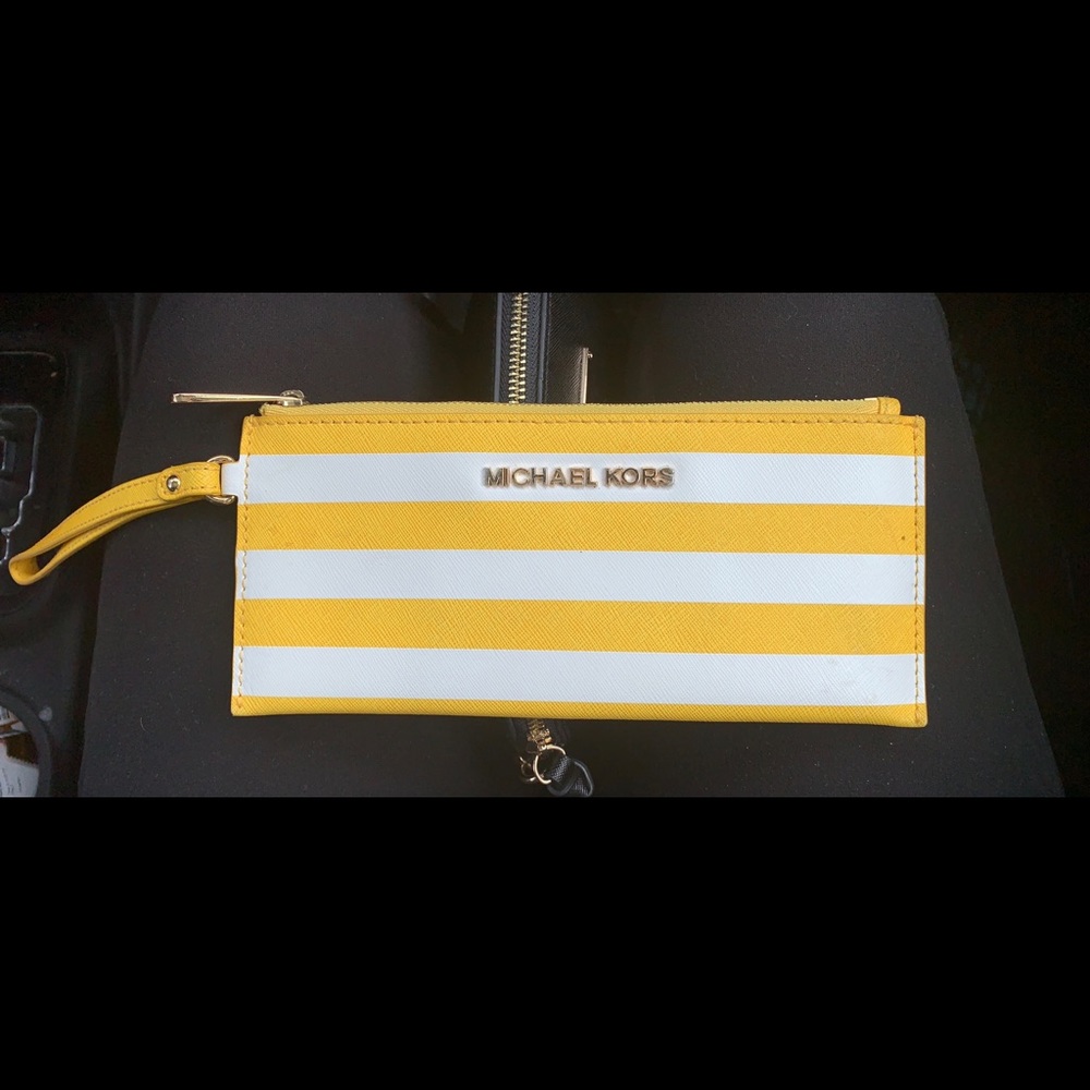 Michael Kors Wristlet